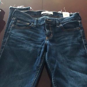 Hollister Jeans 27x33